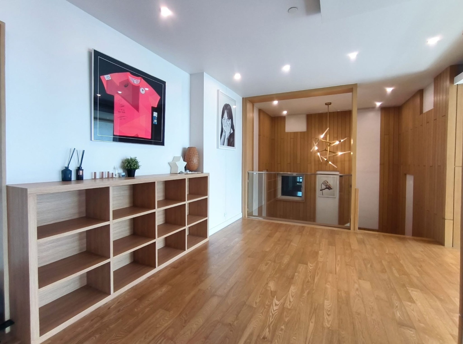5-Bed 5-Bath 376 sqm Fullerton Sukhumvit Condo Near BTS Thonglor for Sale 89M THB