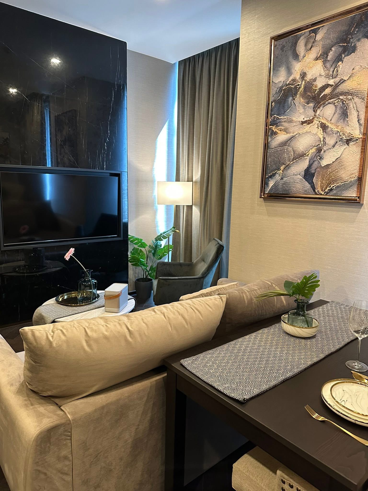 1-Bed 1-Bath 44 sqm Condo at The Esse Sukhumvit 36 Near BTS Thong Lo for Rent 55K THB