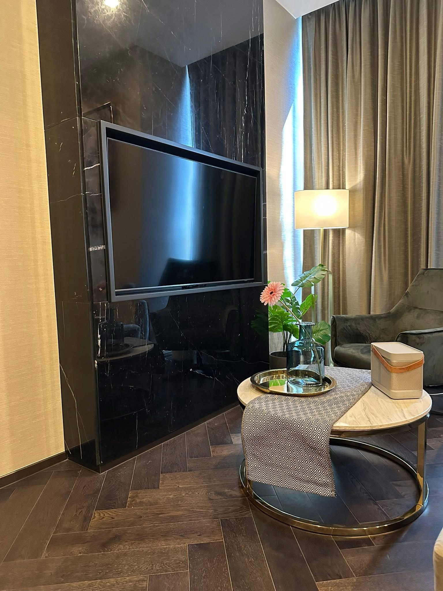 1-Bed 1-Bath 44 sqm Condo at The Esse Sukhumvit 36 Near BTS Thong Lo for Rent 55K THB