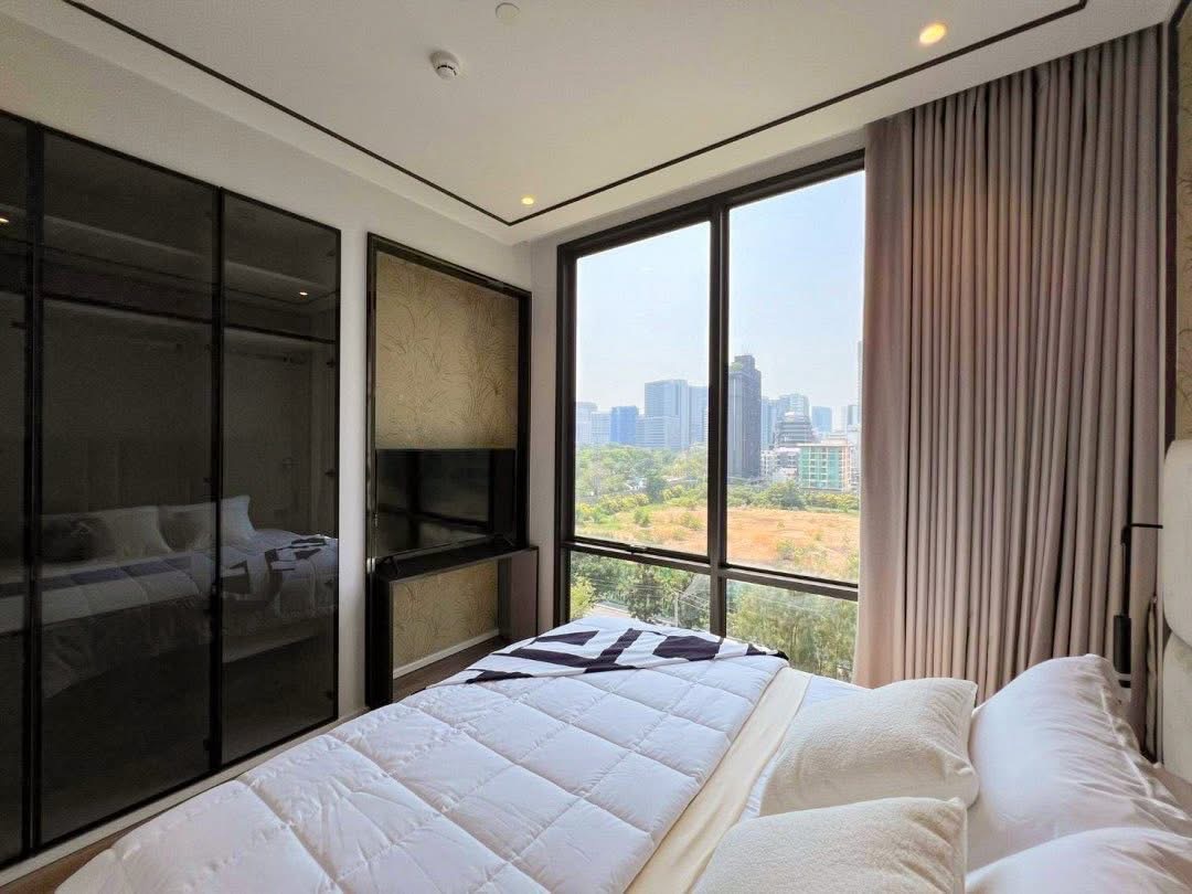 3-Bed 4-Bath 152 sqm Muniq Langsuan Condo Near BTS Chit Lom for Rent 220K THB or Sale 55M THB
