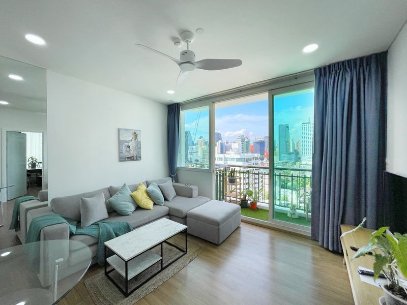1-Bed 1-Bath 51 sqm Condo at Wind Sukhumvit 23 near BTS Asoke for Rent 32K THB / Sale 7.3M THB