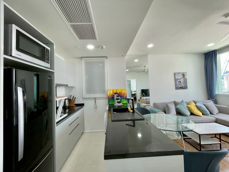1-Bed 1-Bath 51 sqm Condo at Wind Sukhumvit 23 near BTS Asoke for Rent 32K THB / Sale 7.3M THB