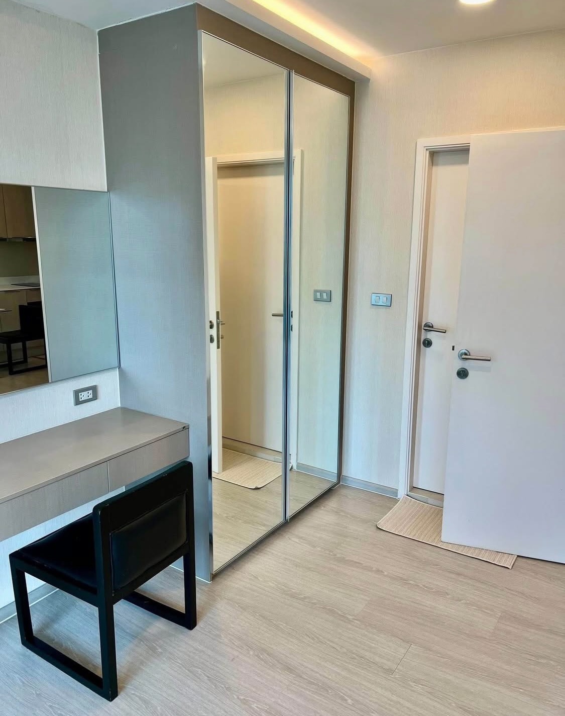 2-Bed 2-Bath 59 sqm Condo for Rent 31K THB at Vtara Sukhumvit 36 Near BTS Thonglor