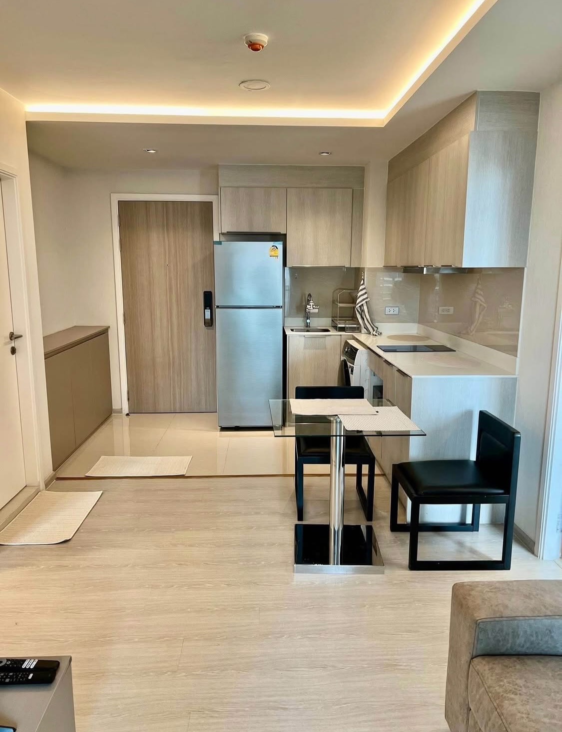 2-Bed 2-Bath 59 sqm Condo for Rent 31K THB at Vtara Sukhumvit 36 Near BTS Thonglor