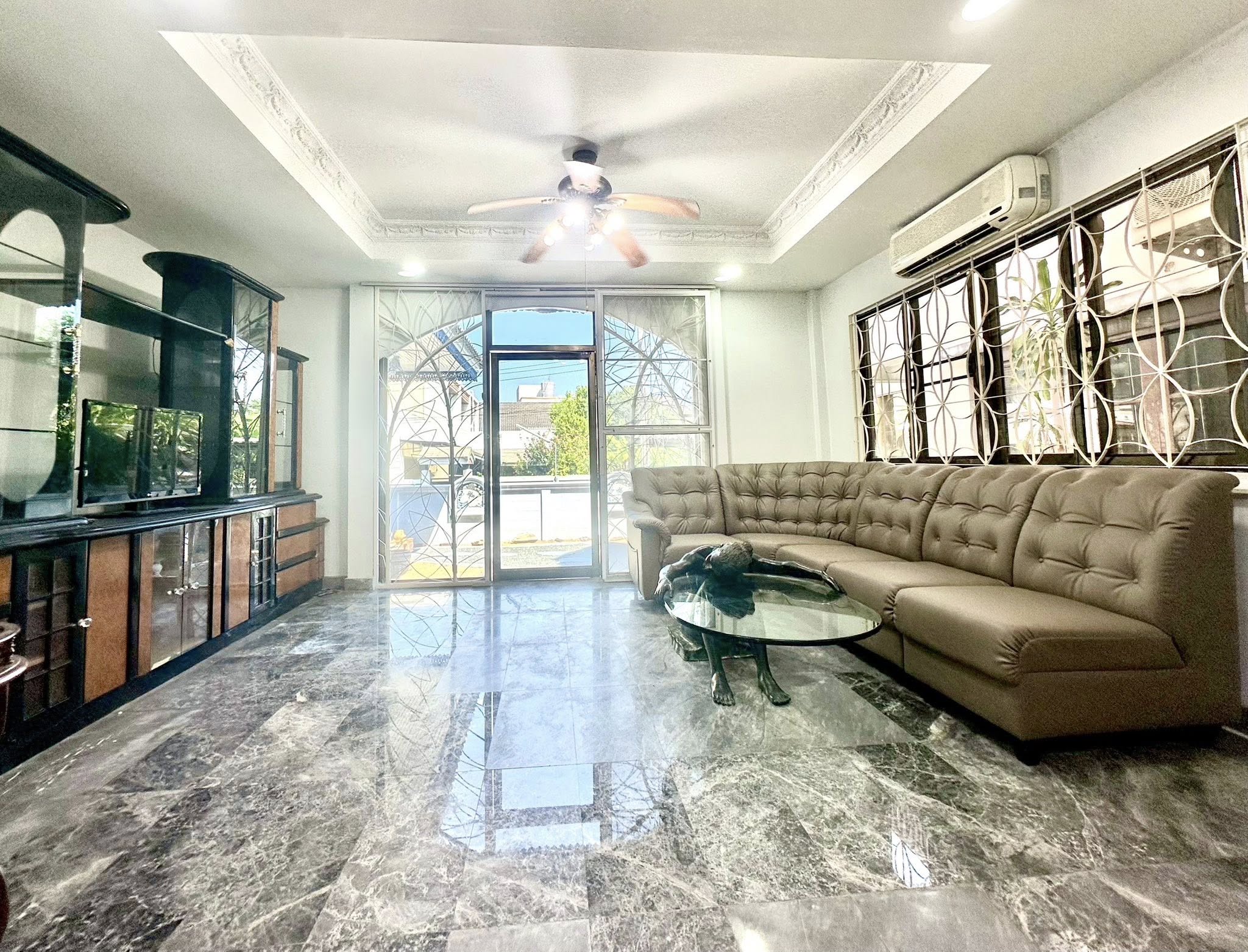 7-Bed 5-Bath 900 sqm House for Rent 90K THB at Borommaratchachonnani, Near BTS Bang Wa