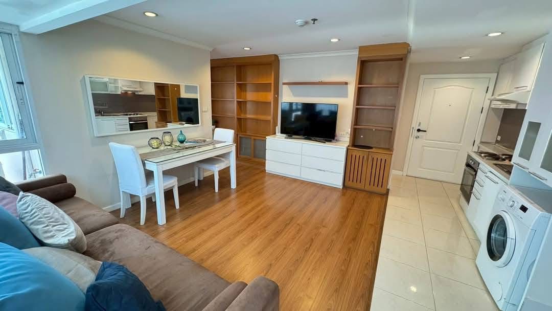 2-Bed 1-Bath 100 sqm Condo at Grand Park View Asok for Rent 45K THB Near BTS Asoke