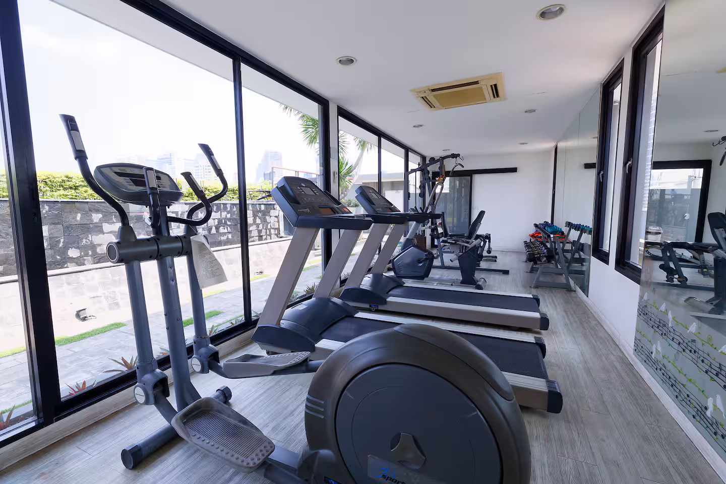 1-Bed 1-Bath Condo 38 sqm at XVI The Sixteenth near MRT Queen Sirikit for Rent 20K THB