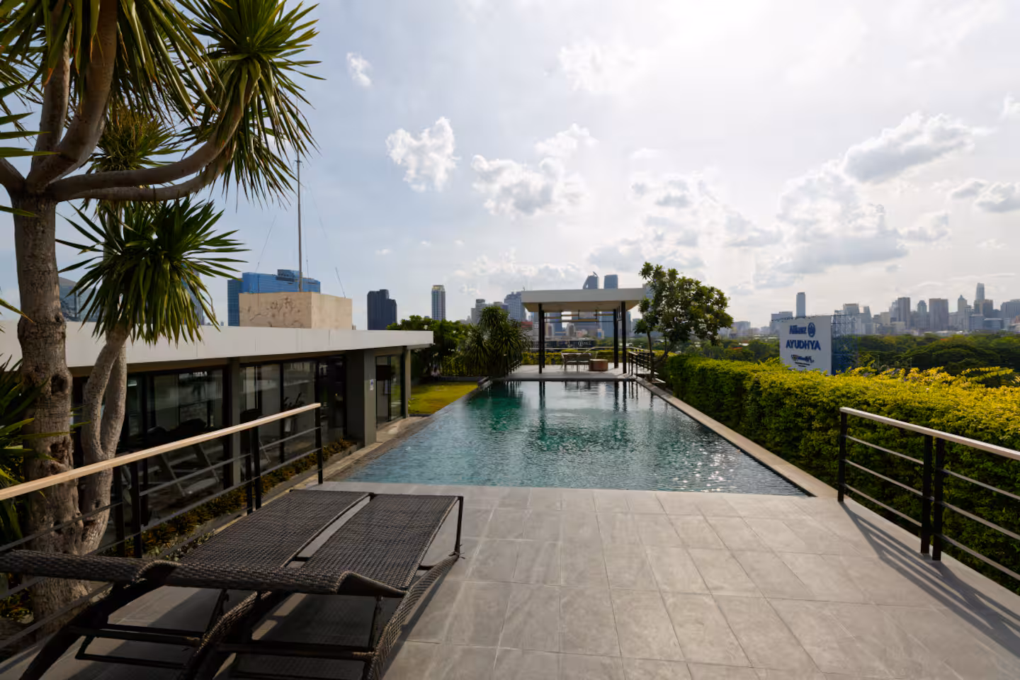 1-Bed 1-Bath Condo 38 sqm at XVI The Sixteenth near MRT Queen Sirikit for Rent 20K THB