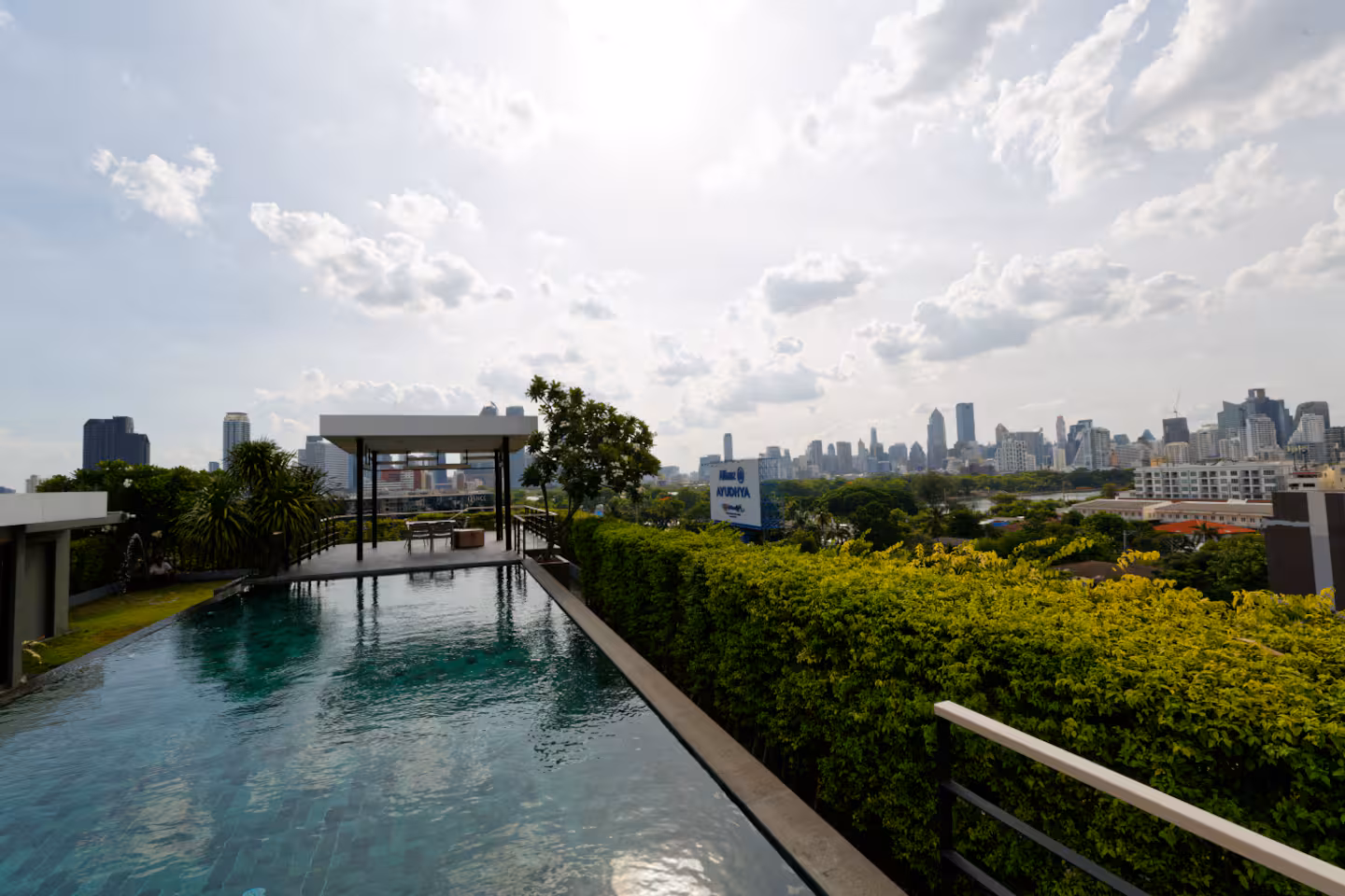 1-Bed 1-Bath Condo 38 sqm at XVI The Sixteenth near MRT Queen Sirikit for Rent 20K THB
