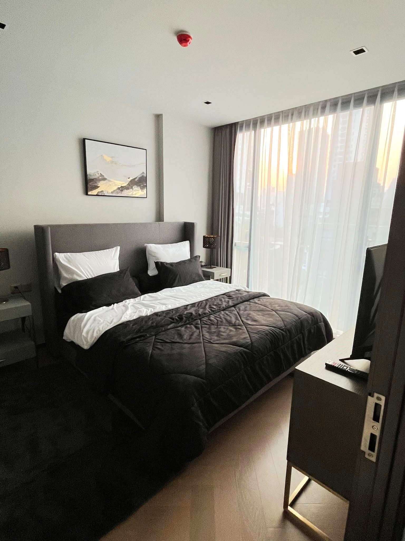 1-Bed 1-Bath 49 sqm Condo at THE RESERVE 61 HIDEAWAY near BTS Ekkamai for Rent 55K THB