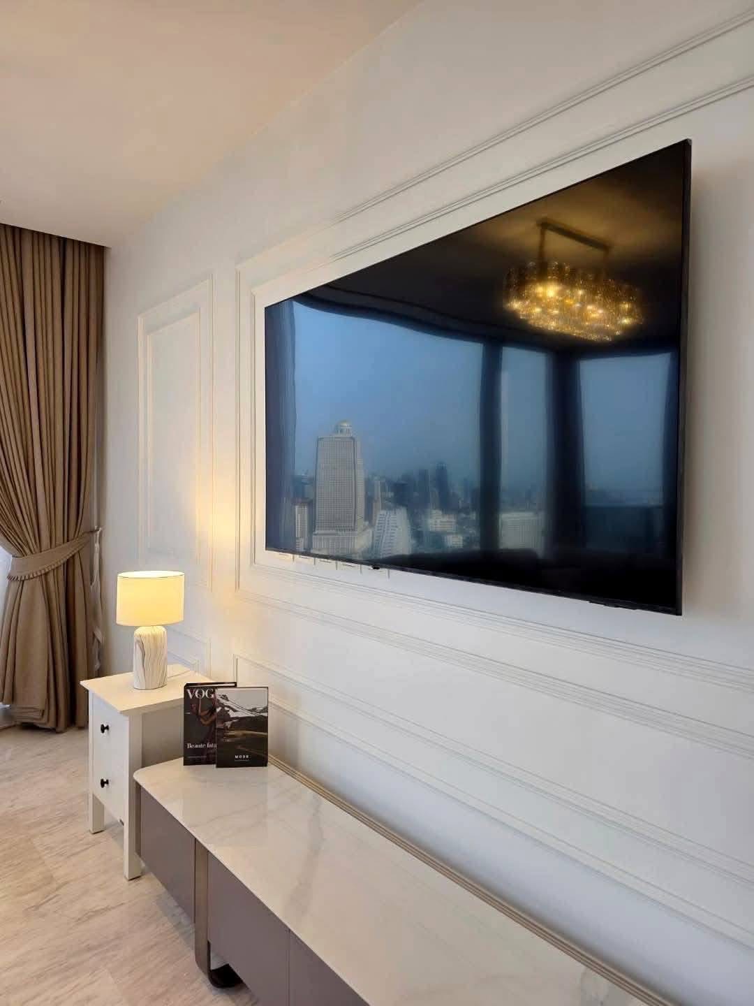 2-Bed 3-Bath 117 sqm Four Seasons Condo Near BTS Saphan Taksin for Rent 300K THB