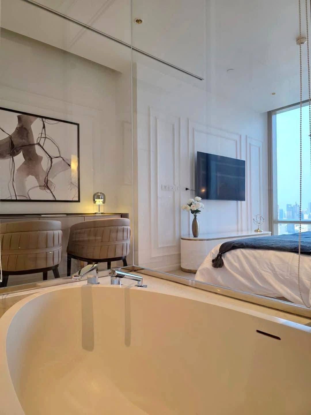 2-Bed 3-Bath 117 sqm Four Seasons Condo Near BTS Saphan Taksin for Rent 300K THB