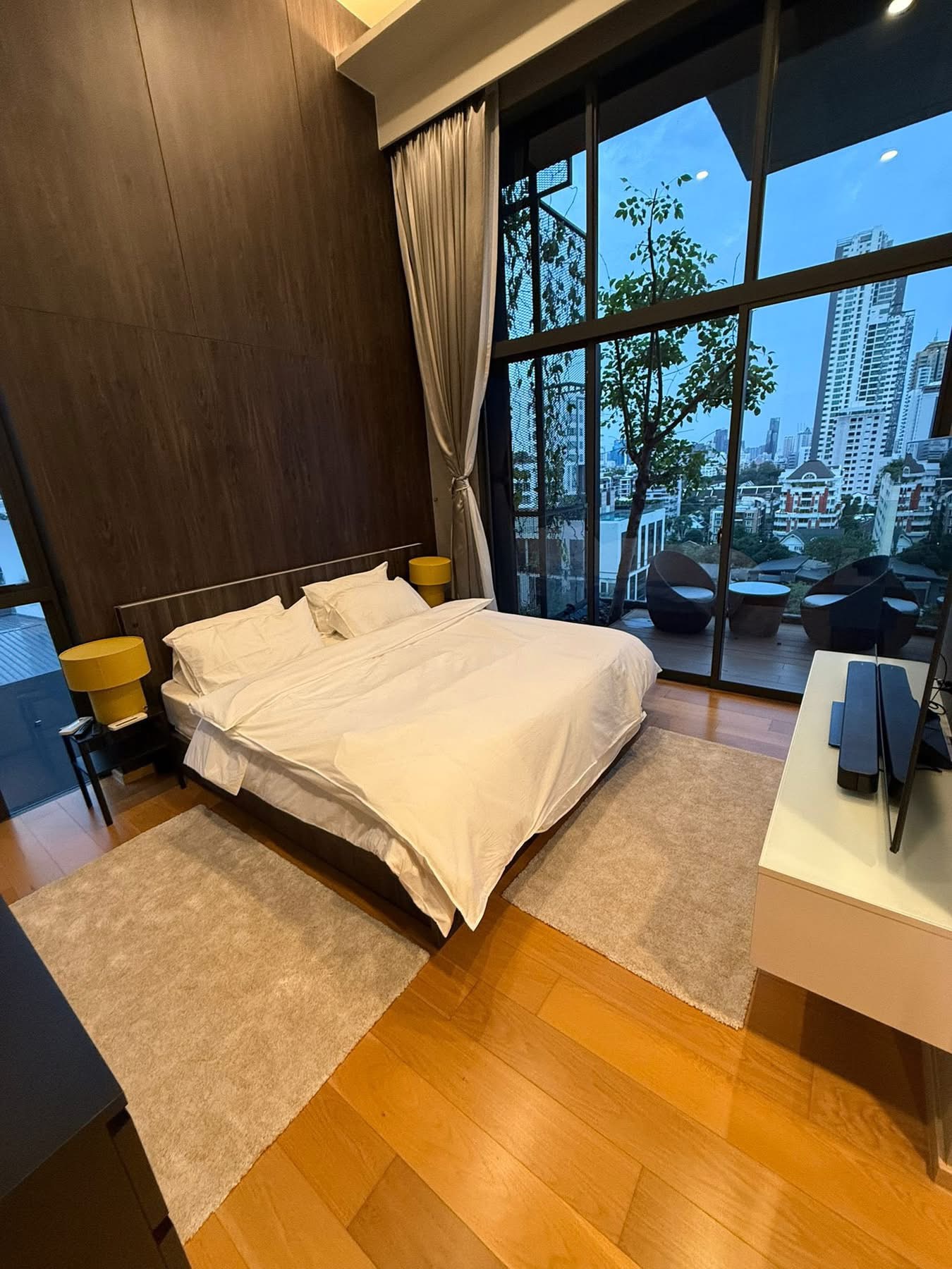 3-Bed 2-Bath 130 sqm Siamese Exclusive Sukhumvit 31 Condo Near BTS Phrom Phong for Rent 140K THB