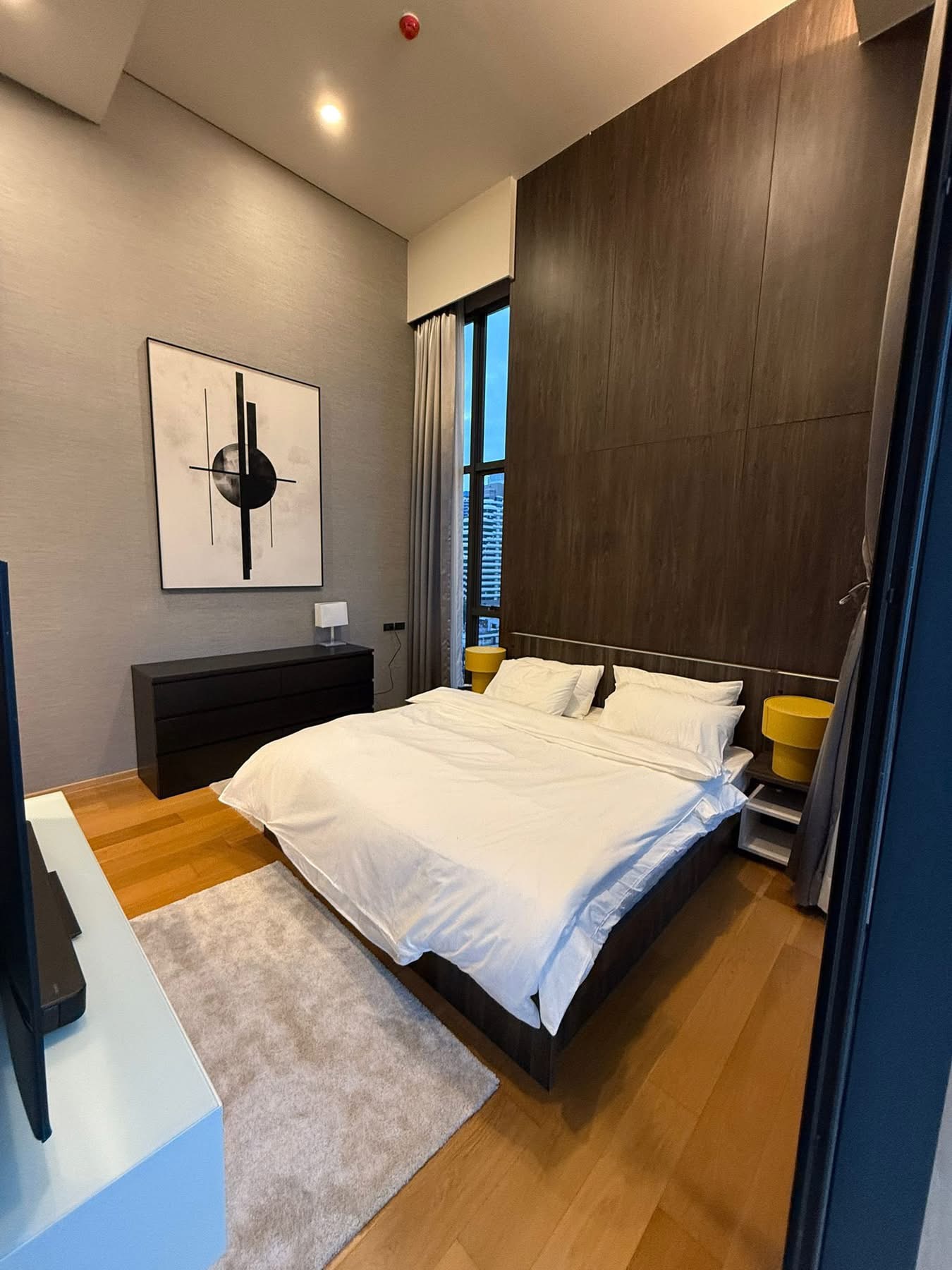 3-Bed 2-Bath 130 sqm Siamese Exclusive Sukhumvit 31 Condo Near BTS Phrom Phong for Rent 140K THB