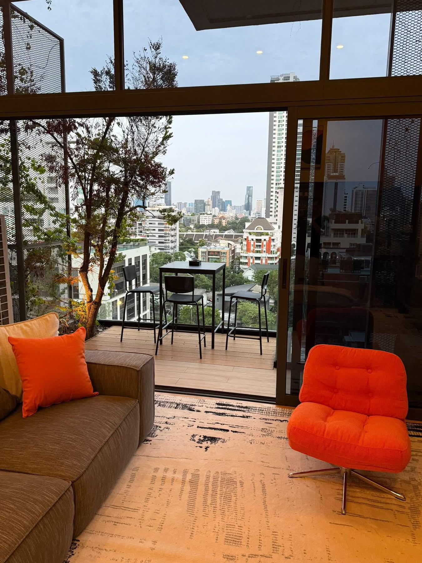 3-Bed 2-Bath 130 sqm Siamese Exclusive Sukhumvit 31 Condo Near BTS Phrom Phong for Rent 140K THB