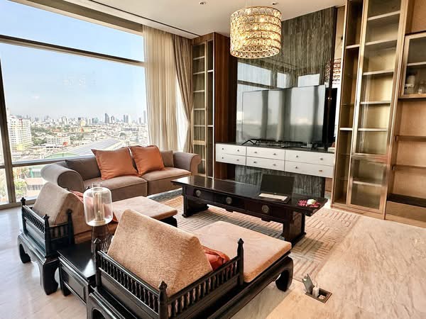 3-Bed 4-Bath 250 sqm Four Seasons Condo near BTS Saphan Taksin for Rent 380K THB