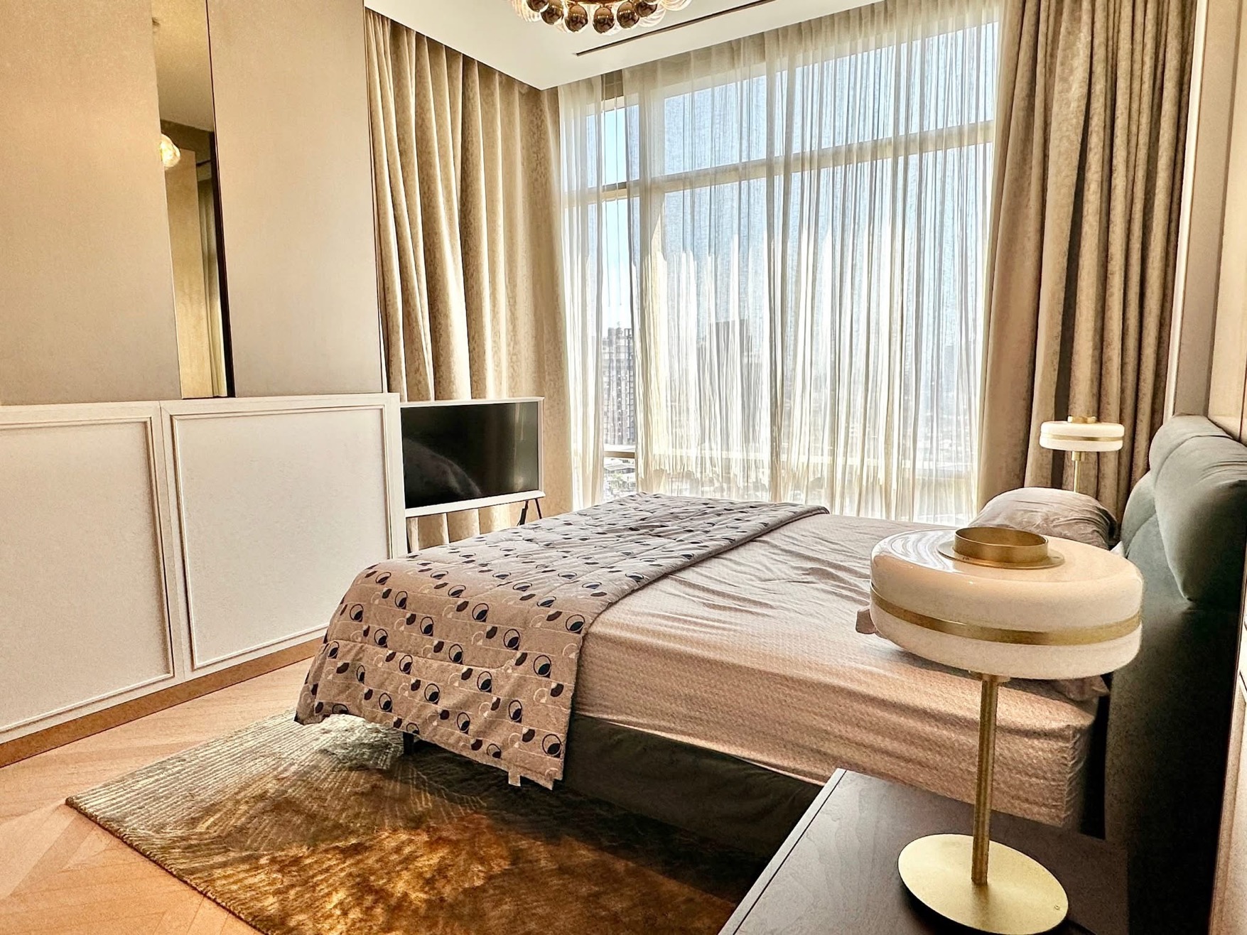 3-Bed 4-Bath 250 sqm Four Seasons Condo near BTS Saphan Taksin for Rent 380K THB