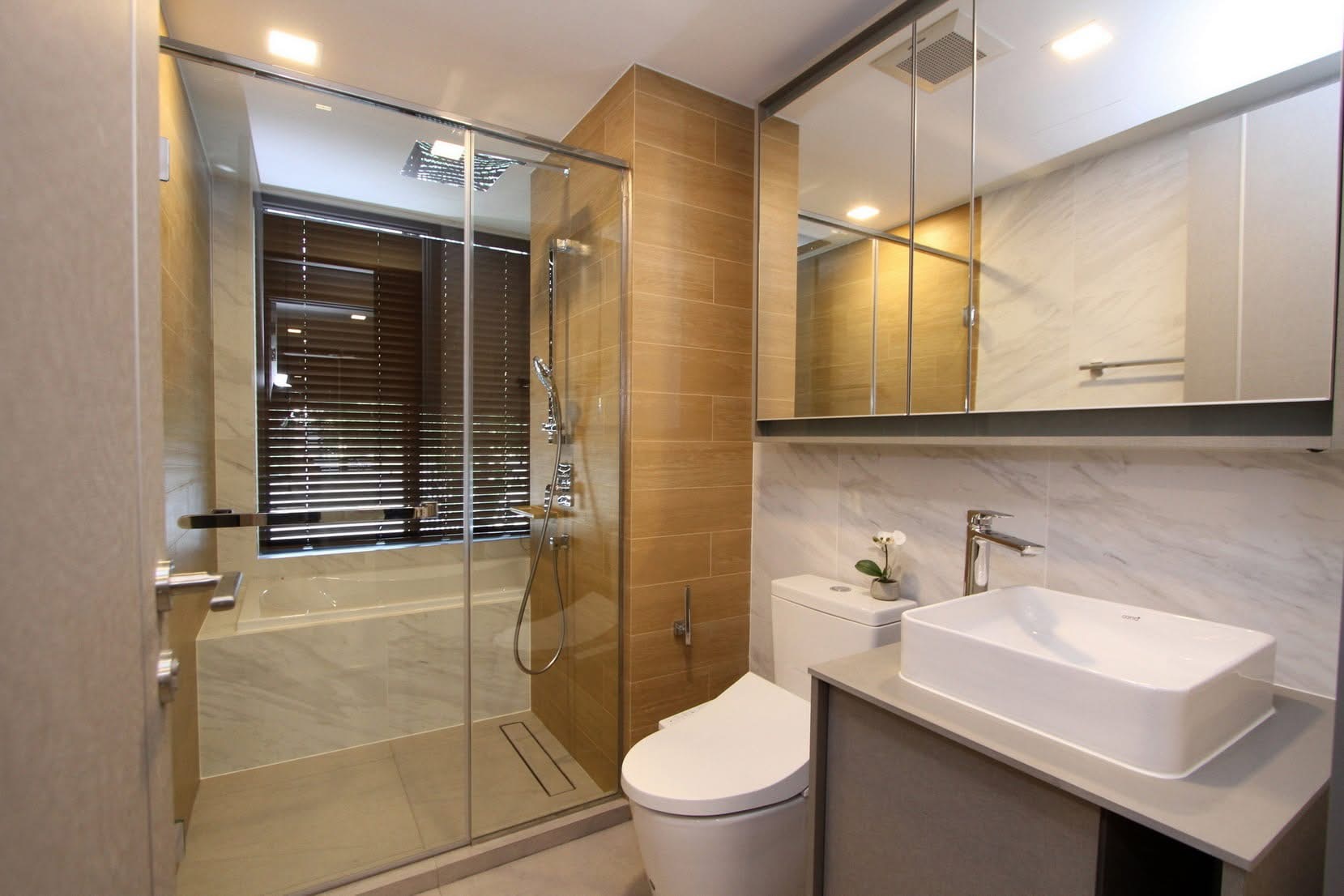 2-Bed 2-Bath 68 sqm Condo at TAKA Haus Ekkamai BTS for Rent 45K THB or Sale 17M THB