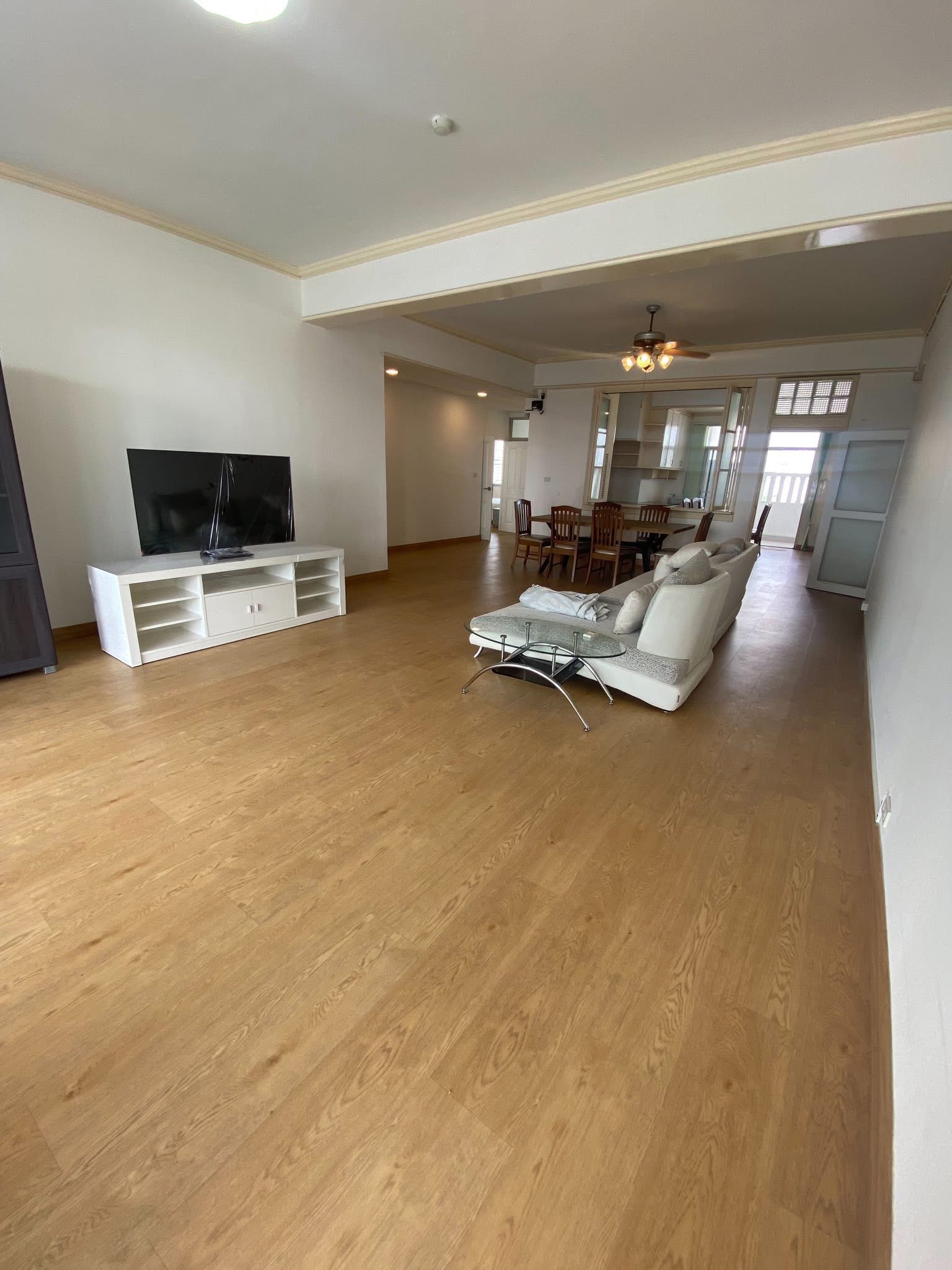 4-Bed 4-Bath 250 sqm KC Court Apartment Near BTS Thong Lo for Rent 80K THB