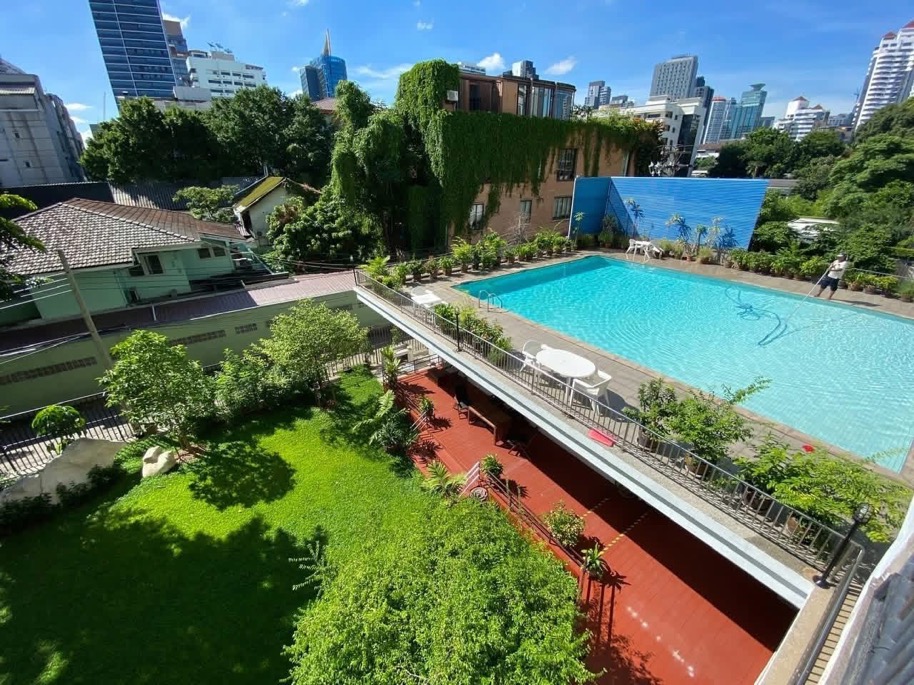 4-Bed 4-Bath 250 sqm KC Court Apartment Near BTS Thong Lo for Rent 80K THB