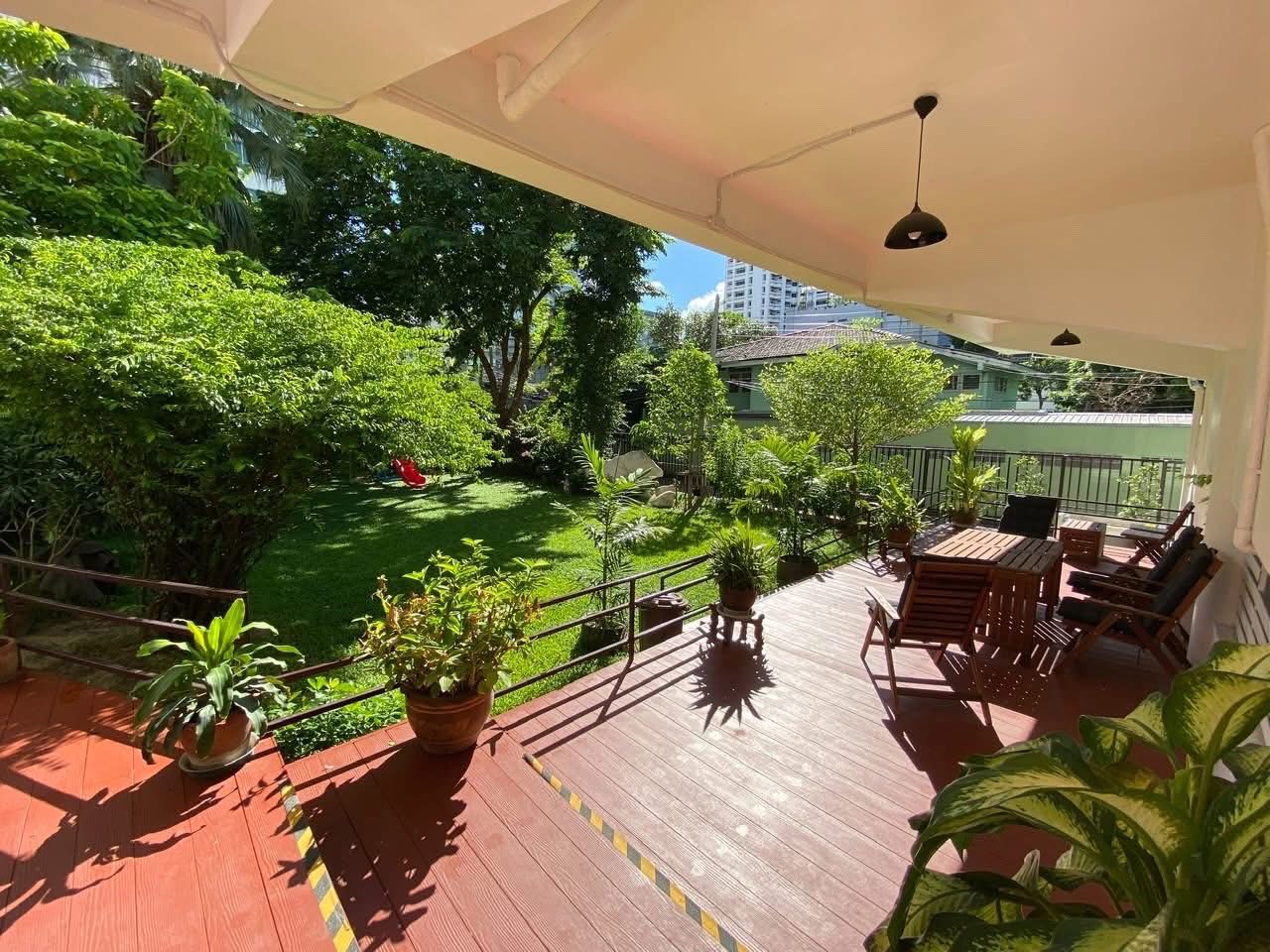 4-Bed 4-Bath 250 sqm KC Court Apartment Near BTS Thong Lo for Rent 80K THB