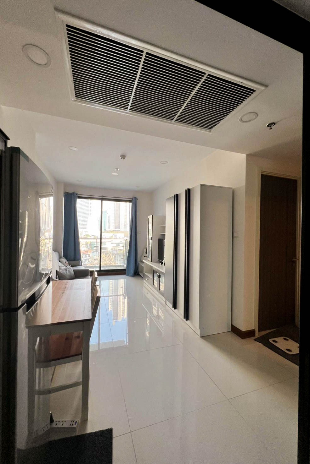 1-Bed 1-Bath 48 sqm Condo at Supalai Premier Charoen Nakhon for Sale 5.5M THB Near BTS Gold Line Charoen Nakhon