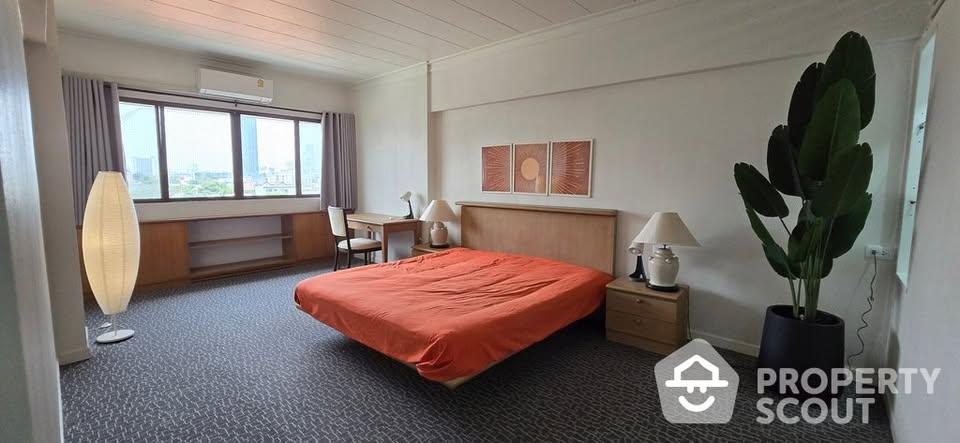 2-Bed 2-Bath 133 sqm Yada Condominium Condo Near BTS Phrom Phong for Rent 42K THB