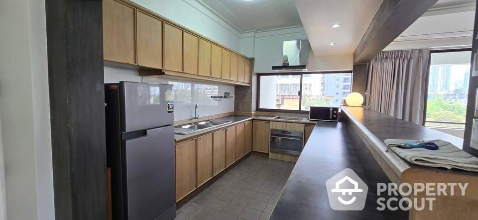 2-Bed 2-Bath 133 sqm Yada Condominium Condo Near BTS Phrom Phong for Rent 42K THB