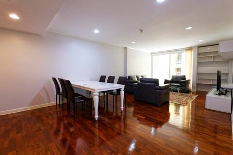 3-Bed 3-Bath 134 sqm Baan Siriruedee Condo near Phloen Chit BTS for Rent 70K or Sale 18M THB