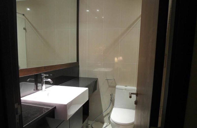 2-Bed 2-Bath 78.3 sqm Condo at Sathorn Garden Near BTS Sala Daeng for Rent 50K THB/month