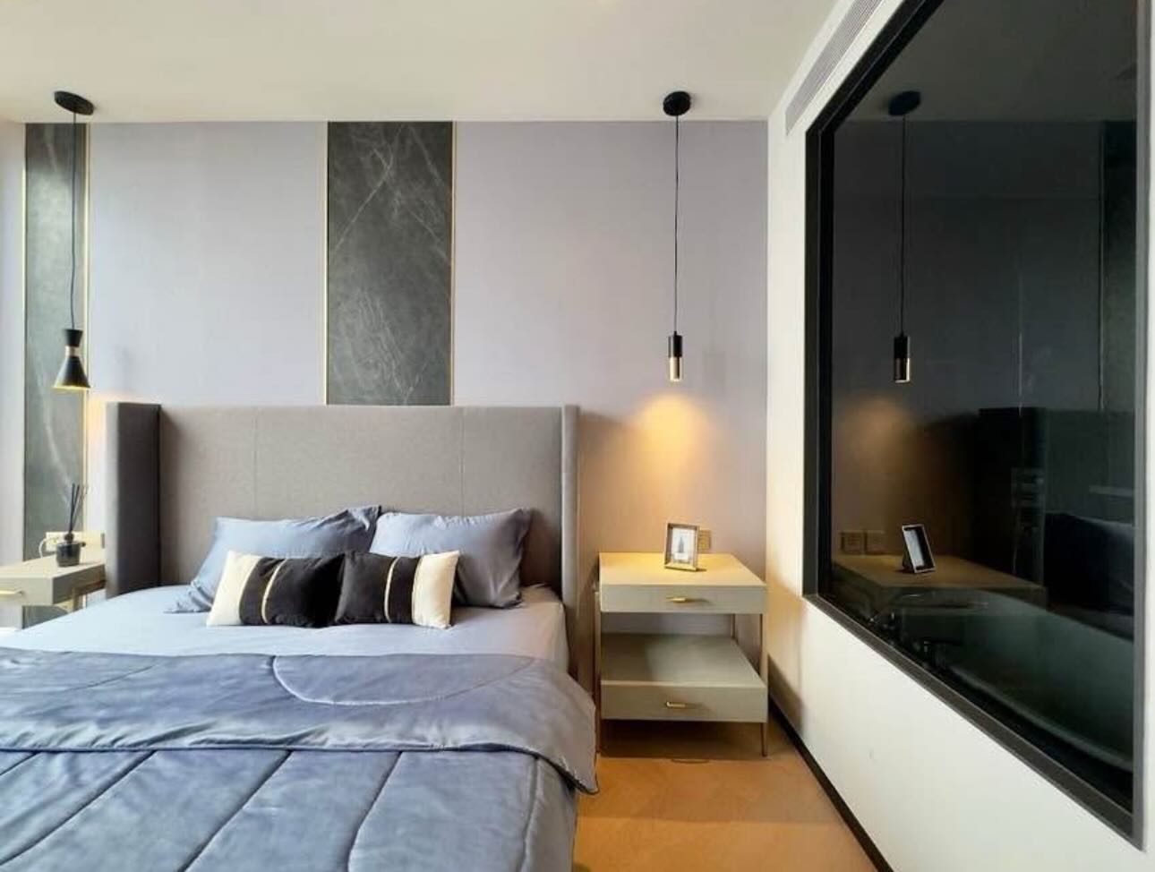 1-Bed 1-Bath 53 sqm Condo at The Reserve Hideaway Ekkamai near BTS Ekkamai for Rent 58K THB or Sale 13.9M THB