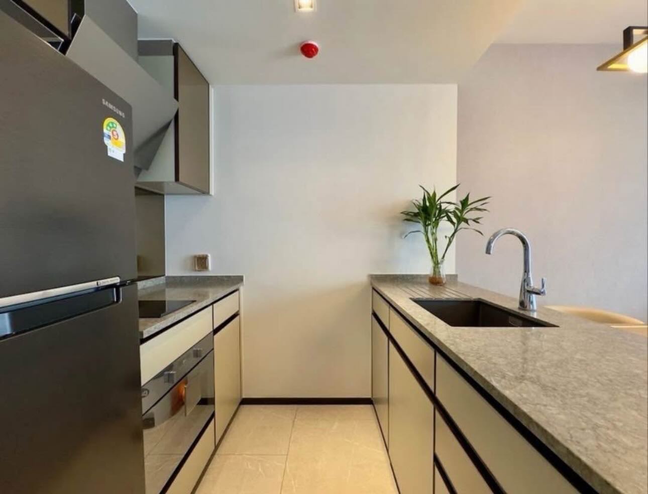1-Bed 1-Bath 53 sqm Condo at The Reserve Hideaway Ekkamai near BTS Ekkamai for Rent 58K THB or Sale 13.9M THB